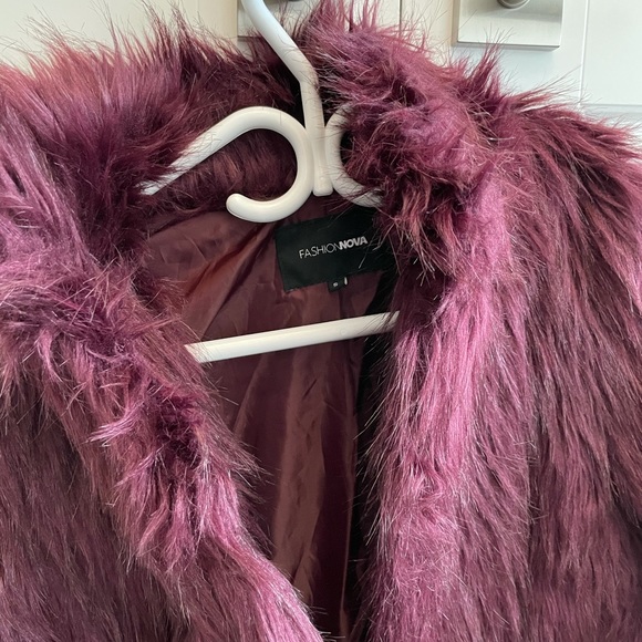 Fur jacket - fashion Nova - Picture 2 of 2